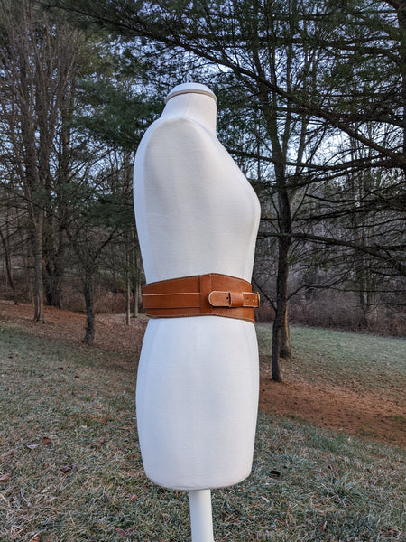 Marilla's leather waist wrap belt